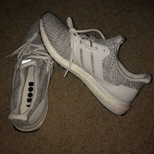 NWT MENS adidas ultraboost shoes